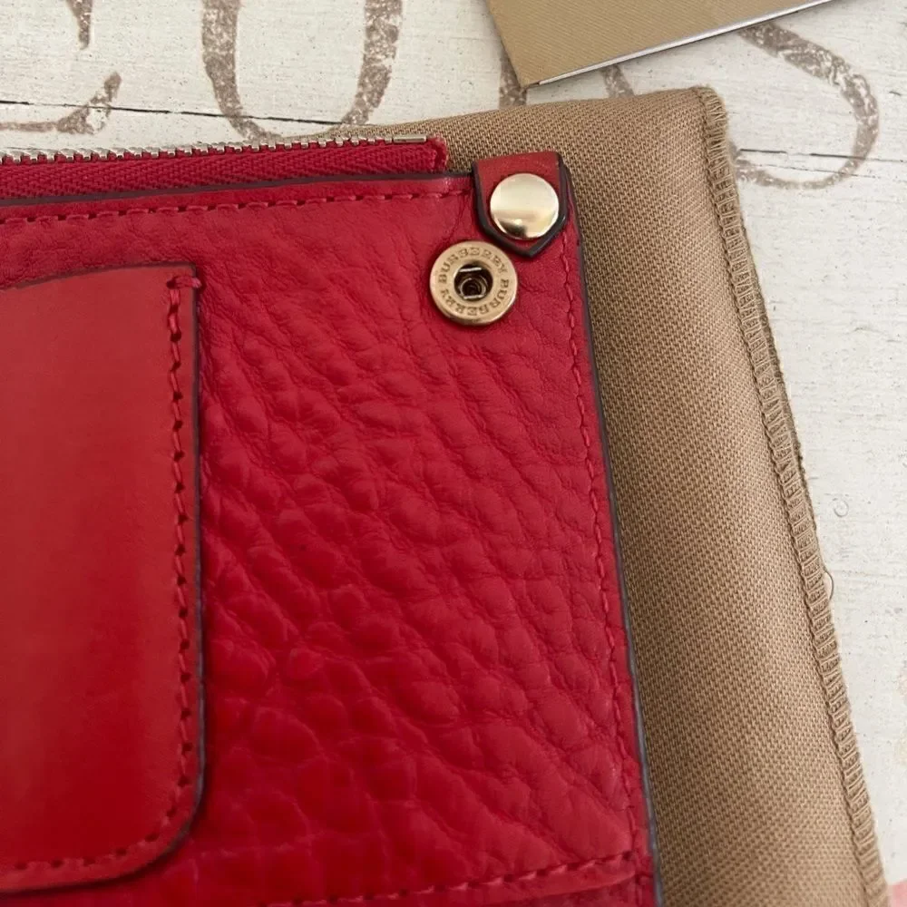 Burberry Leather canvas Wallet